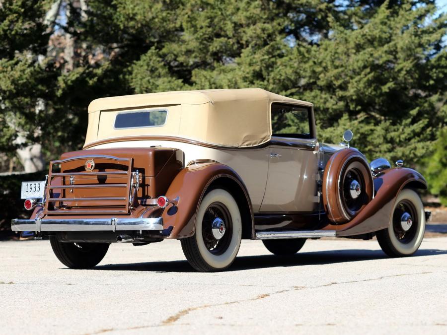  Packard Eight Convertible Victoria by Dietrich 1933 года  (фото 6 из 10)